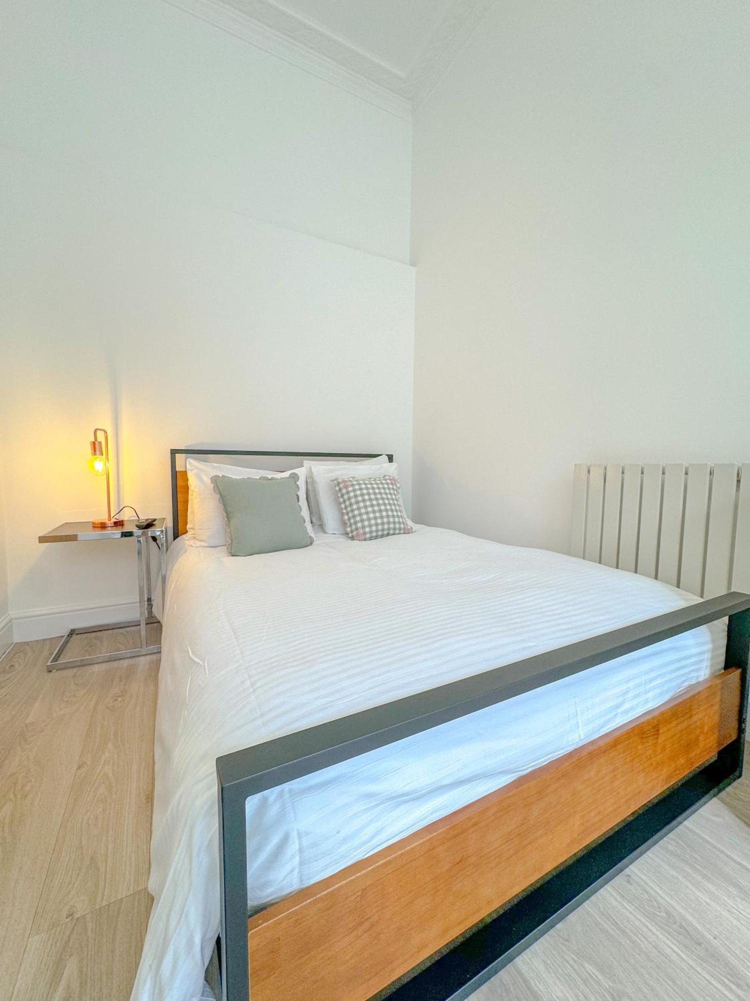 Conway Apartments ลอนดอน ภายนอก รูปภาพ